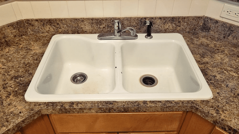 steel vs ceramic vs porcelain vs enamel kitchen sink